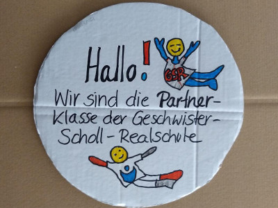 partner (1) partner